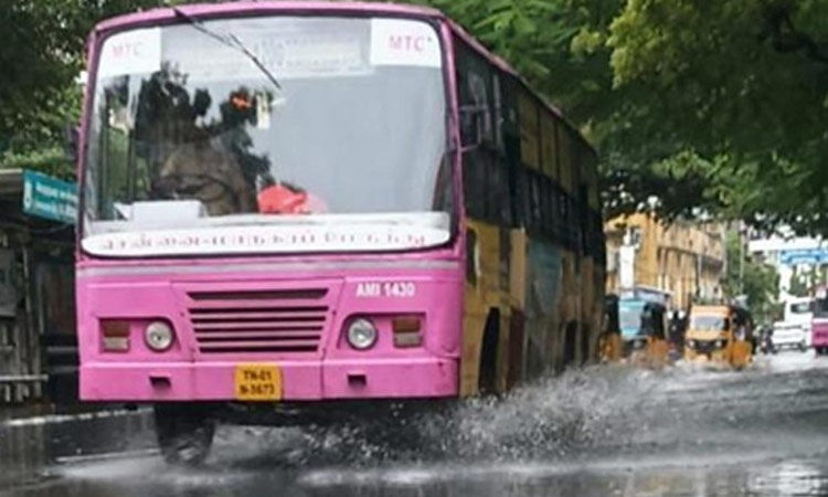 வழக்கமான வழித்தடங்களில் பஸ்கள் இயக்கம்